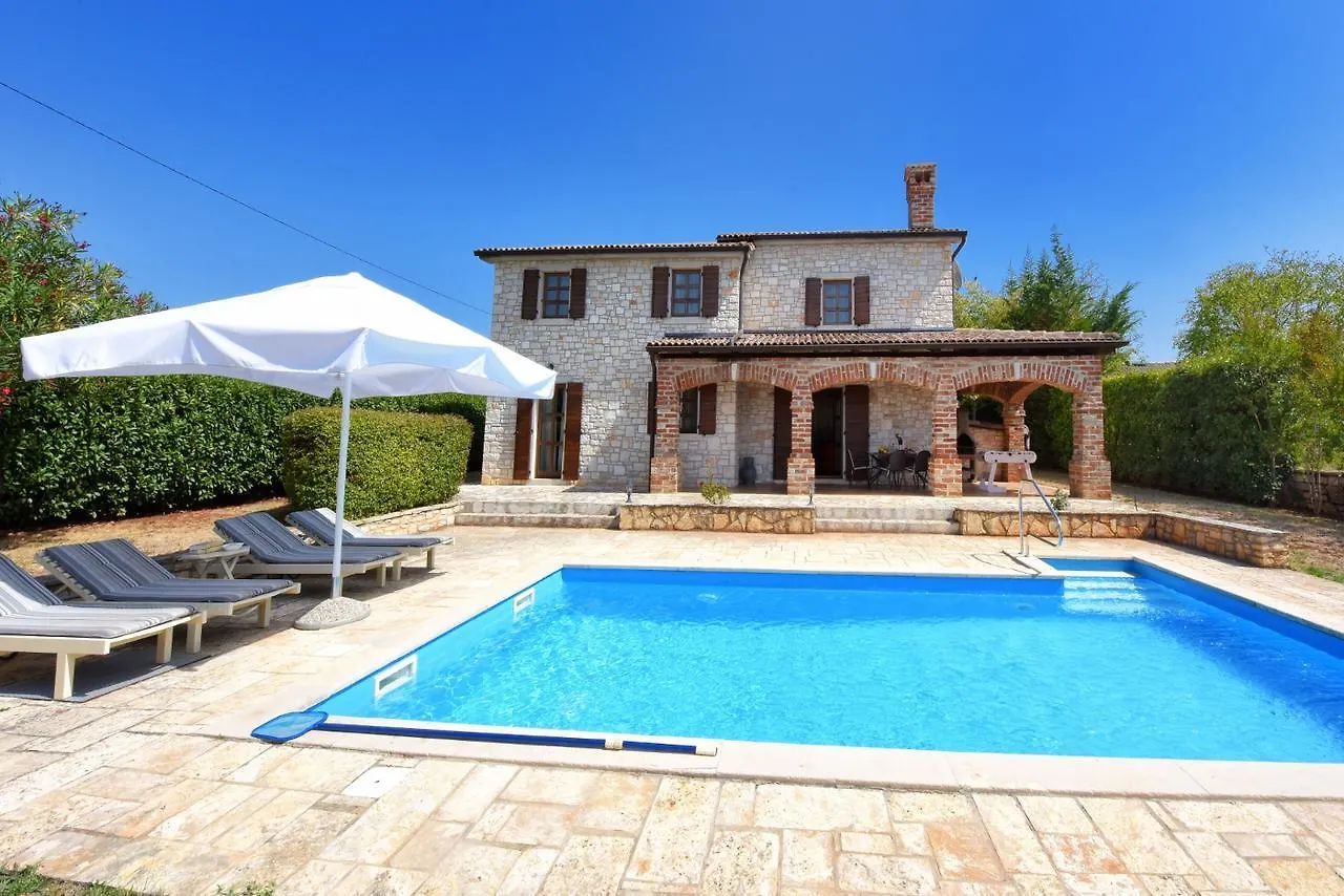 Villa Štifanići by Istarski Dvori Stifanići